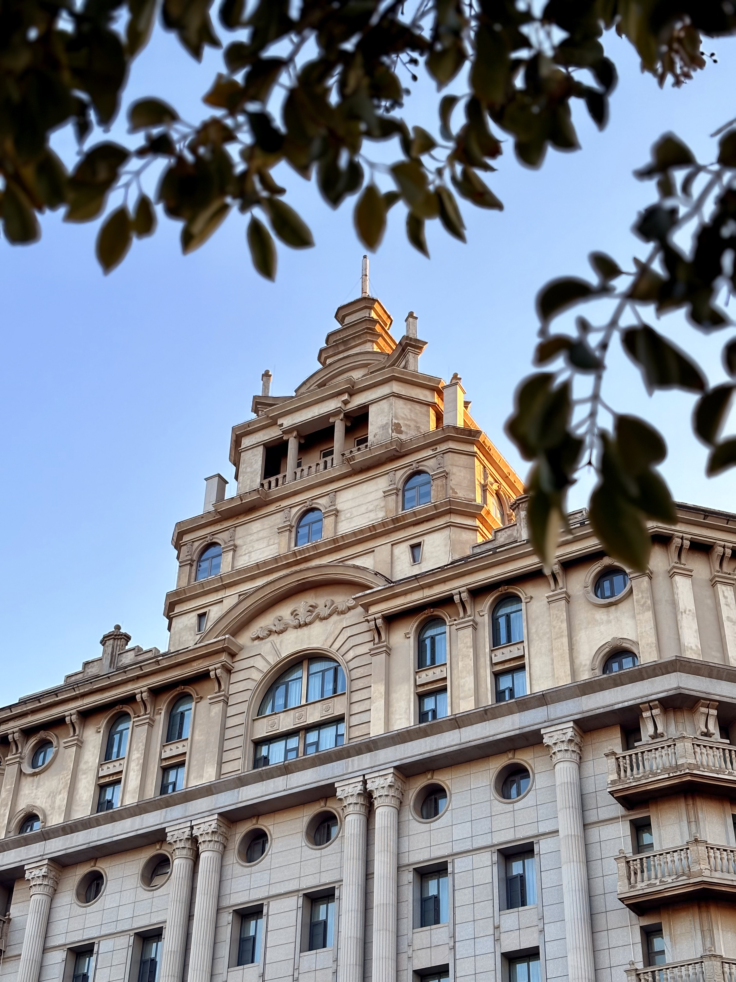 开封现代建筑的异域笔触