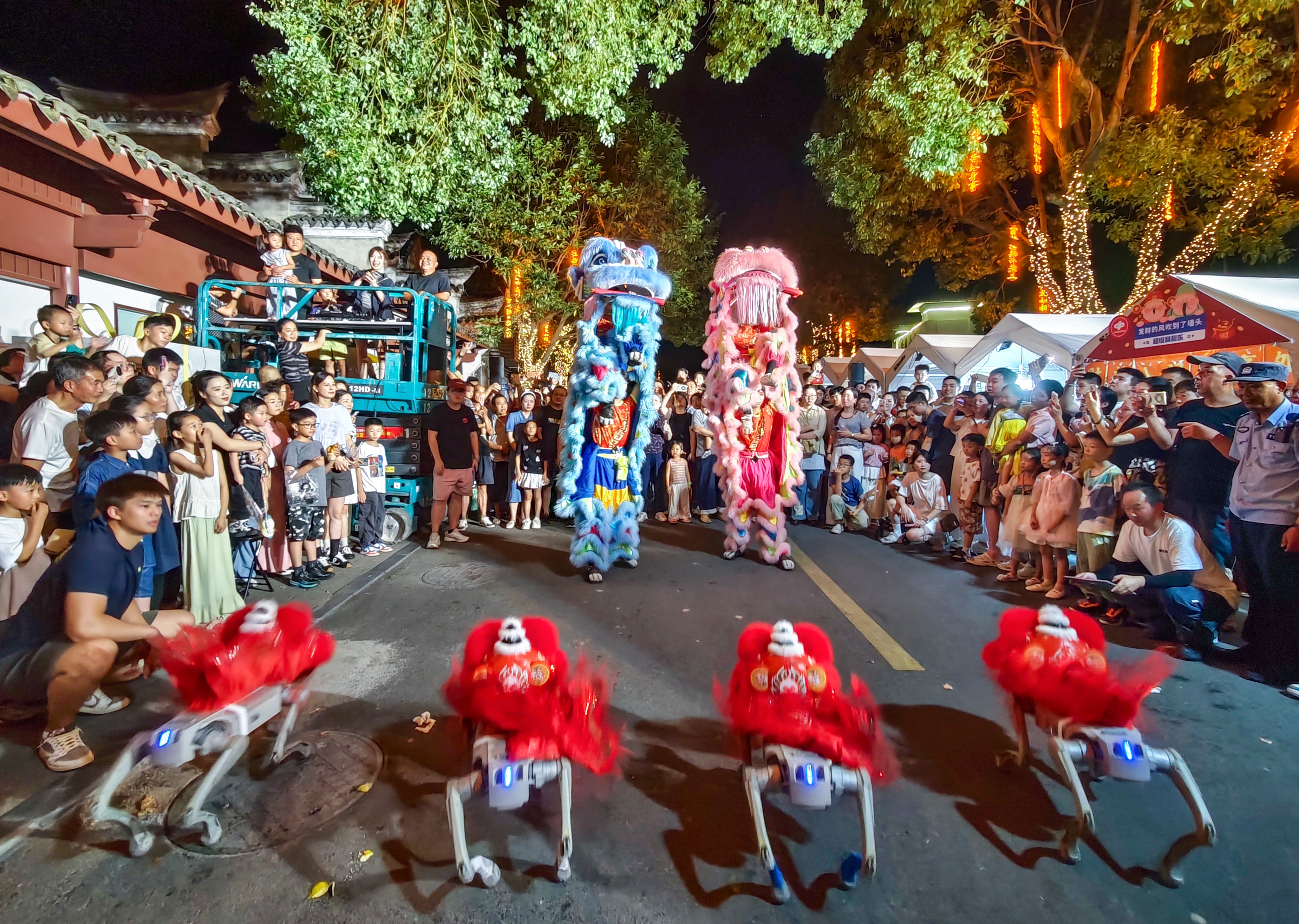 夜街狮韵·科技新章